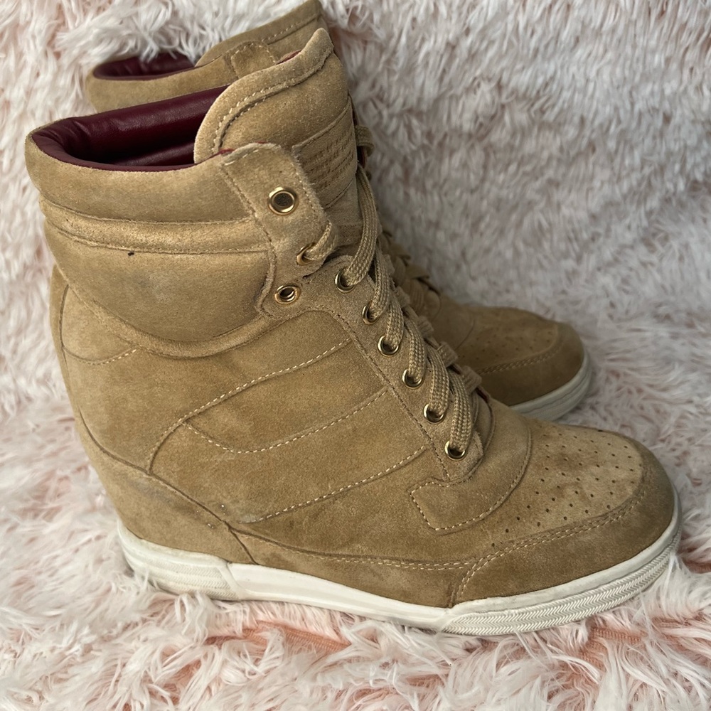 Marc by Marc Jacobs Wedge Sneaker size 8